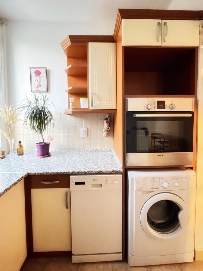 Vandor Apartman เวสเปรม ภายนอก รูปภาพ